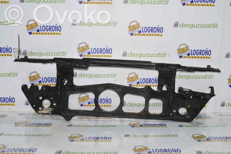 BMW 5 E39 Staffa del pannello di supporto del radiatore parte superiore 