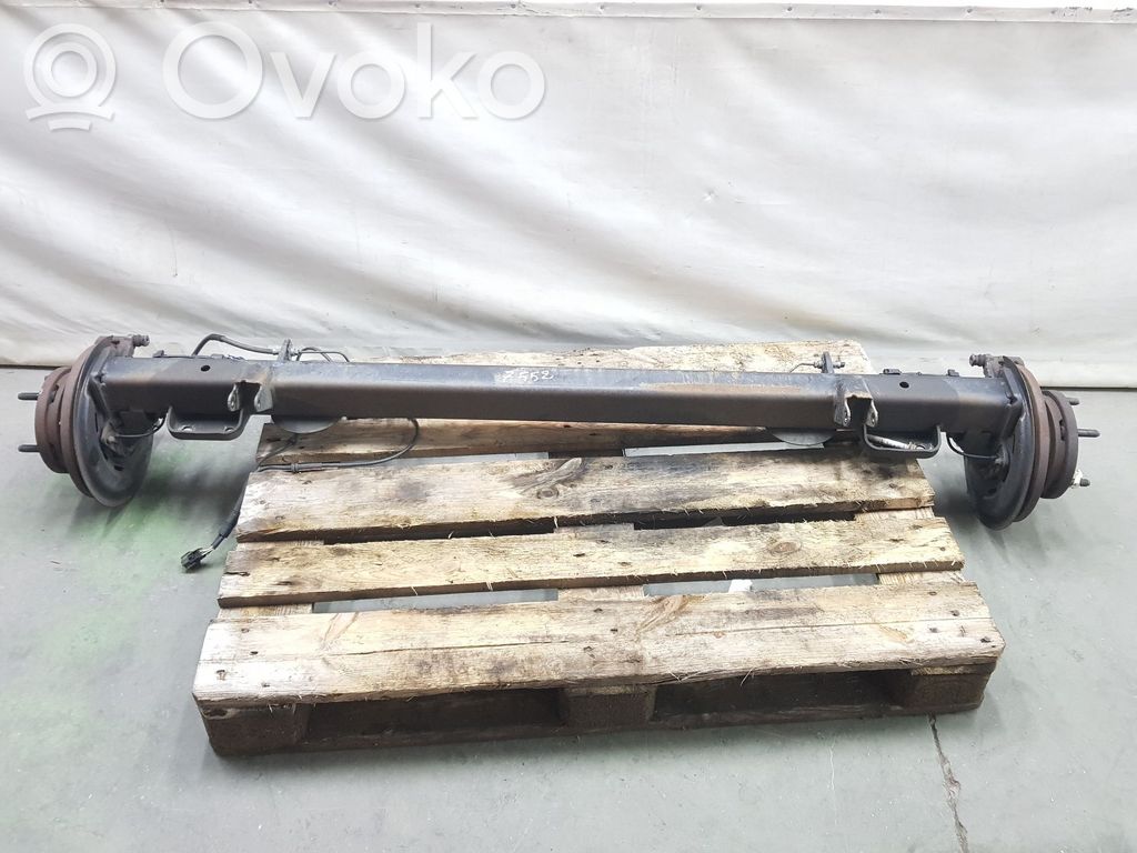 Eje trasero   BK214B435AE,2039802