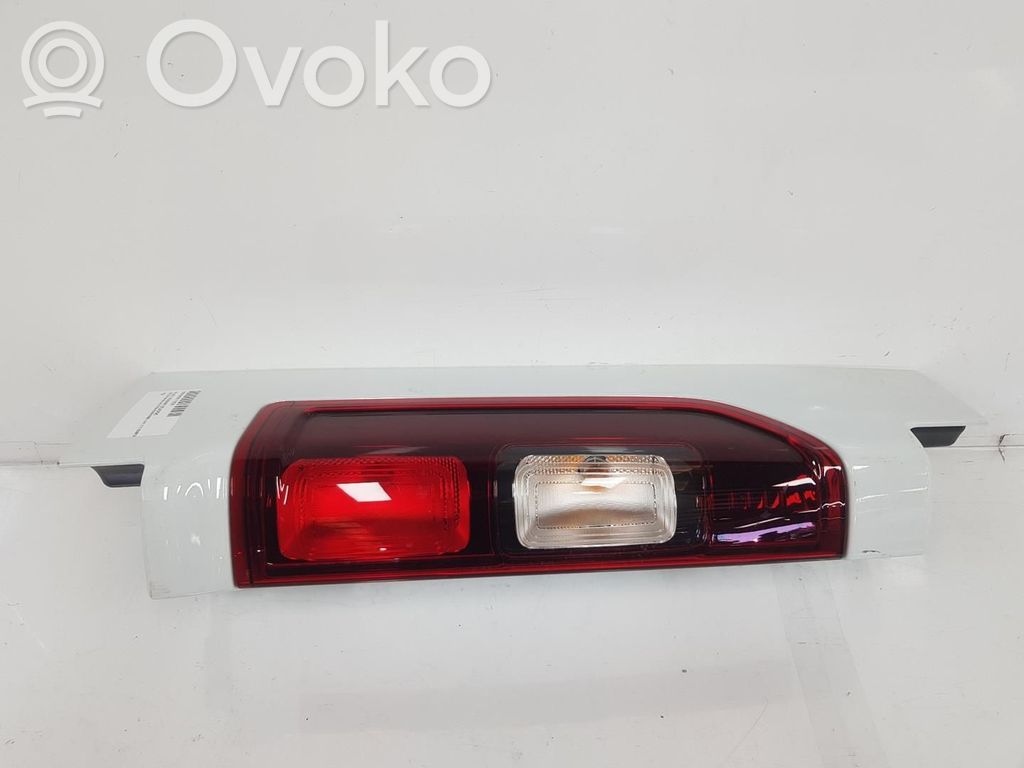 Nissan NV300 Takavalot 