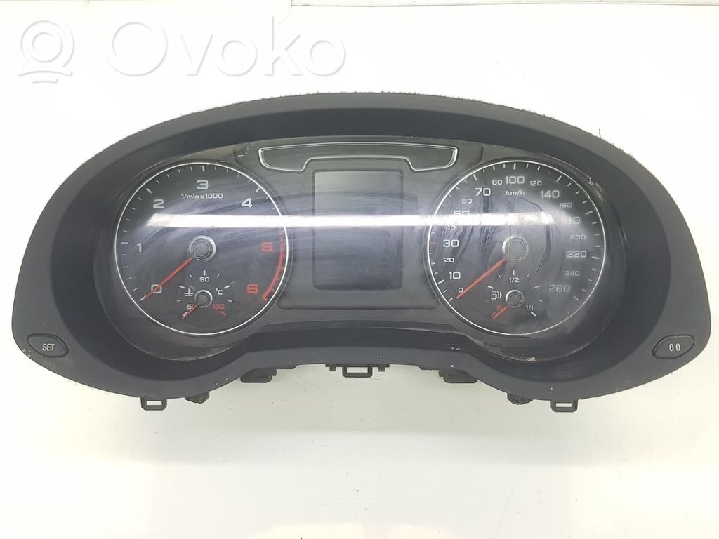 Audi Q3 8U Speedometer (instrument cluster) 