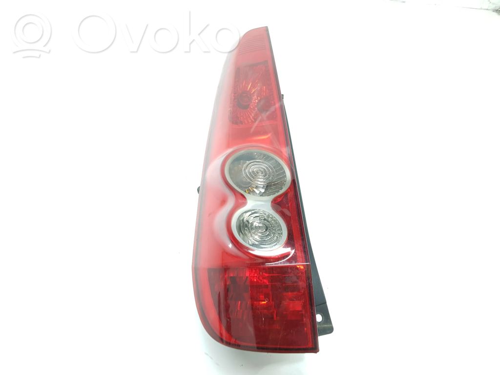 Ford Fiesta Lampa tylna 