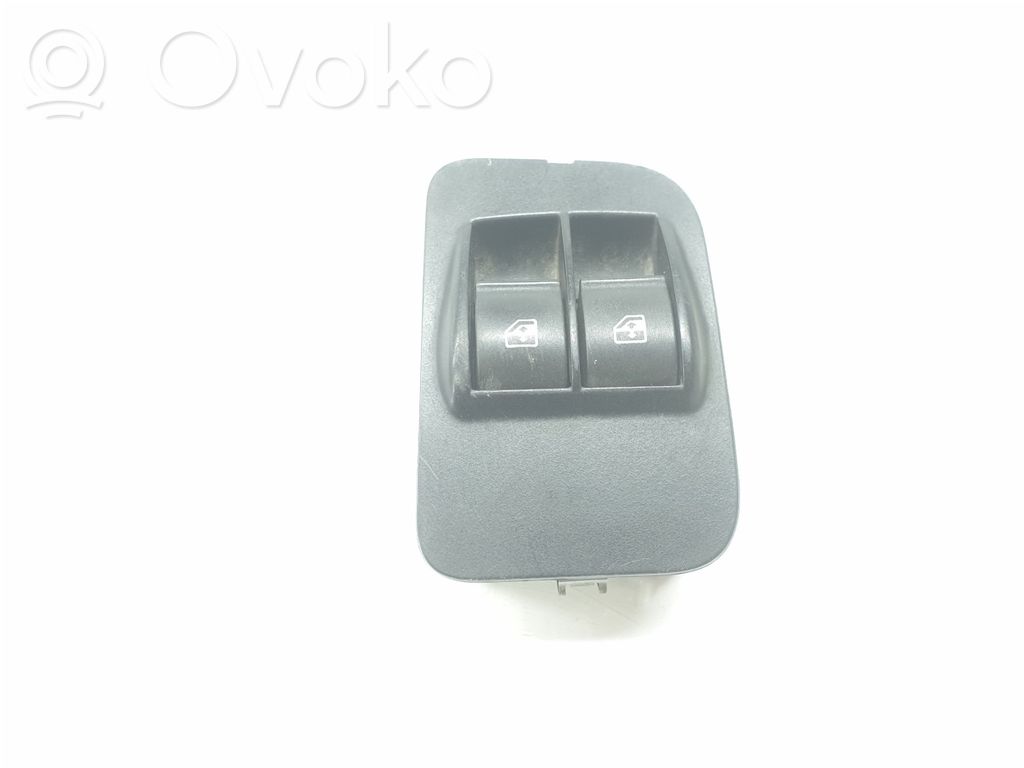 Electric window control switch   6490G8,6490G8