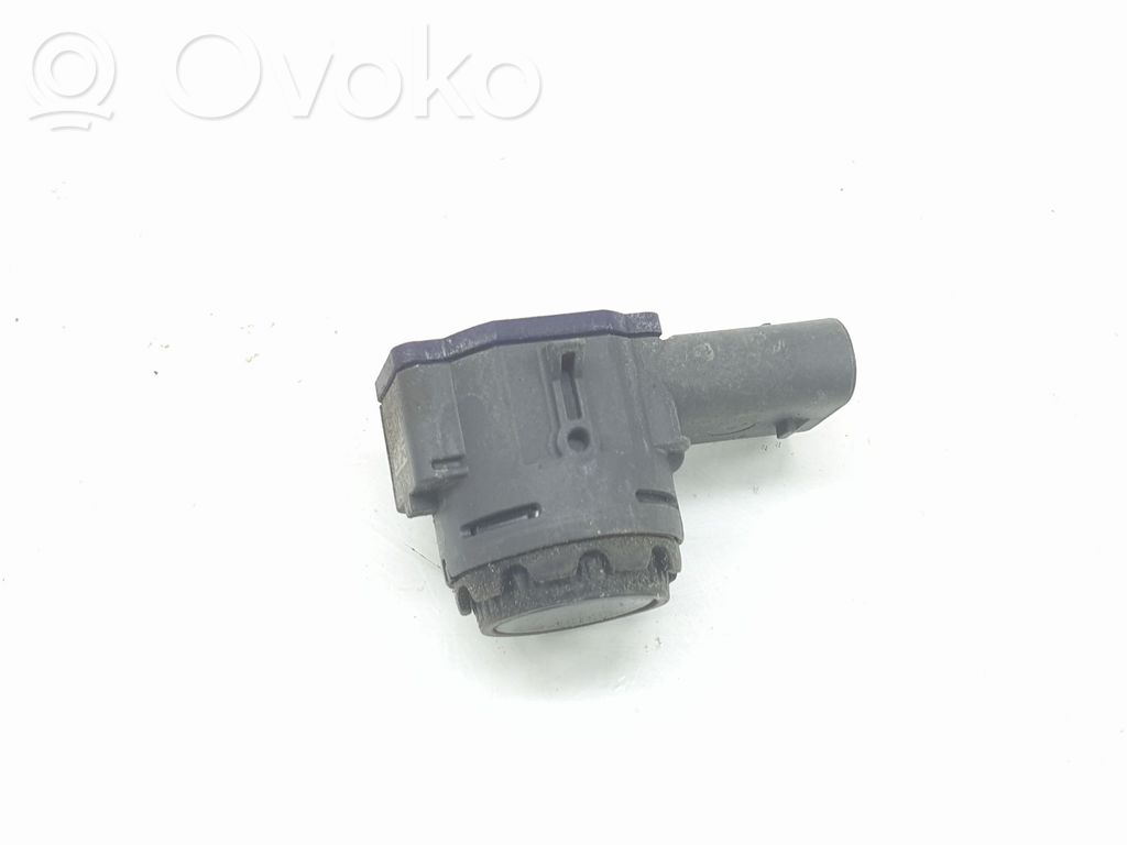 Mazda 3 Soporte del sensor de aparcamiento trasero (PDC) 
