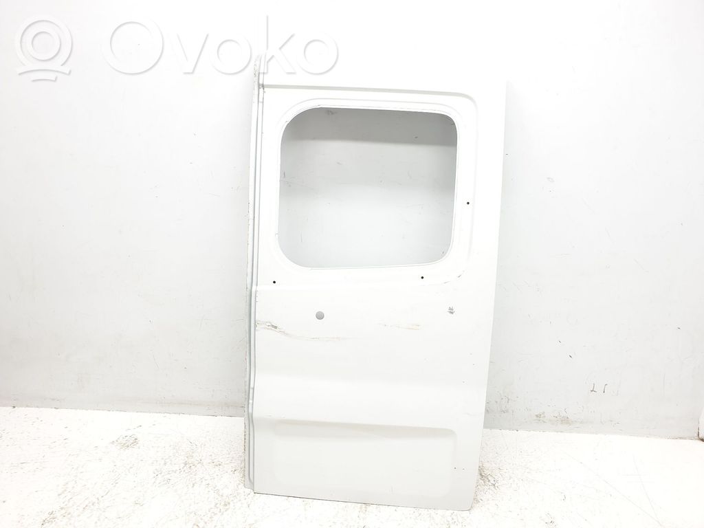 Renault Trafic III (X82) Puerta trasera 