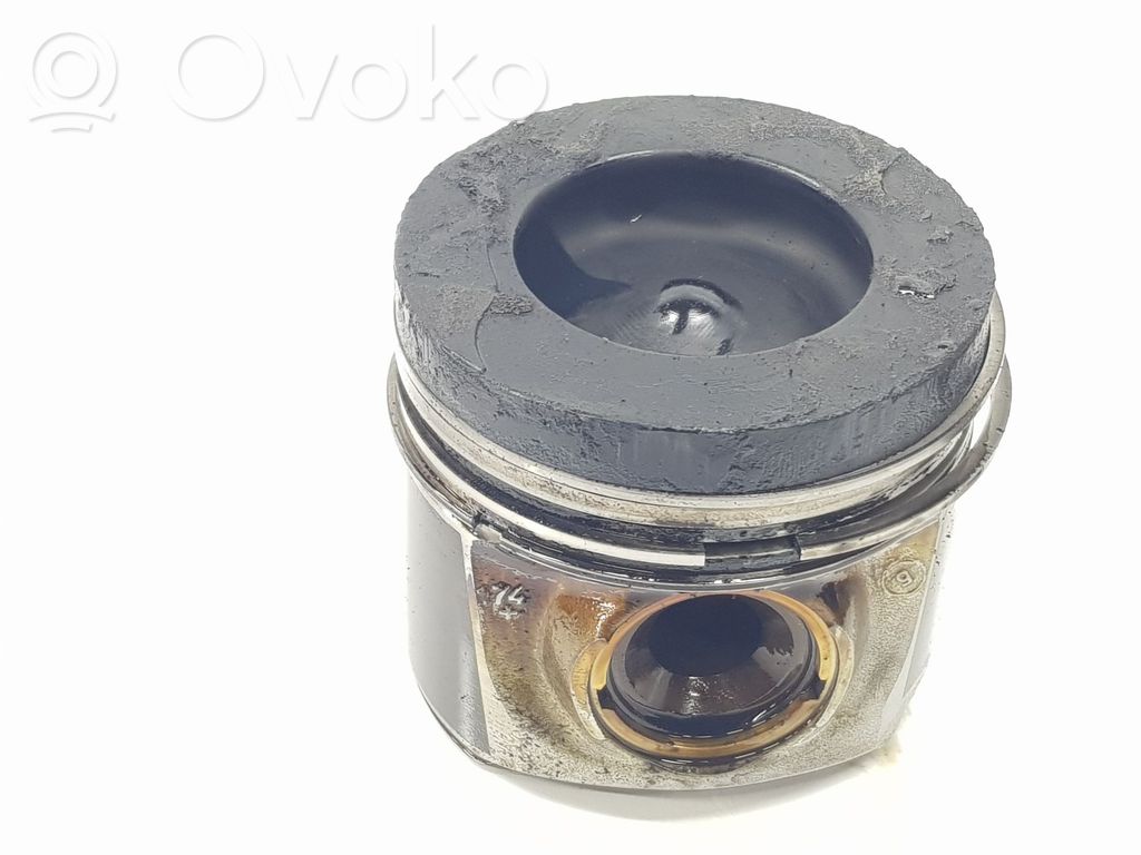 Volvo XC60 Piston 