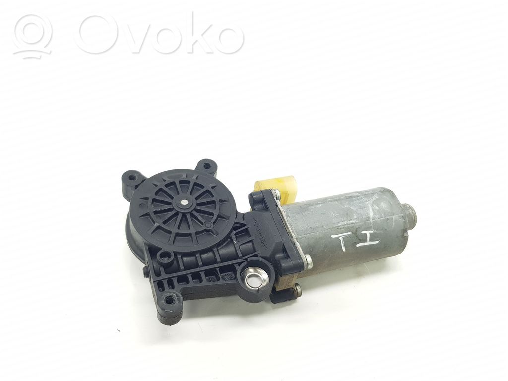 Motor macara geam ușă spate   67628362066,8362066