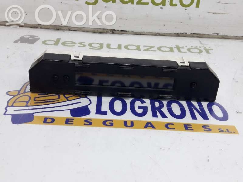 Suzuki Grand Vitara II Monitor/display/piccolo schermo