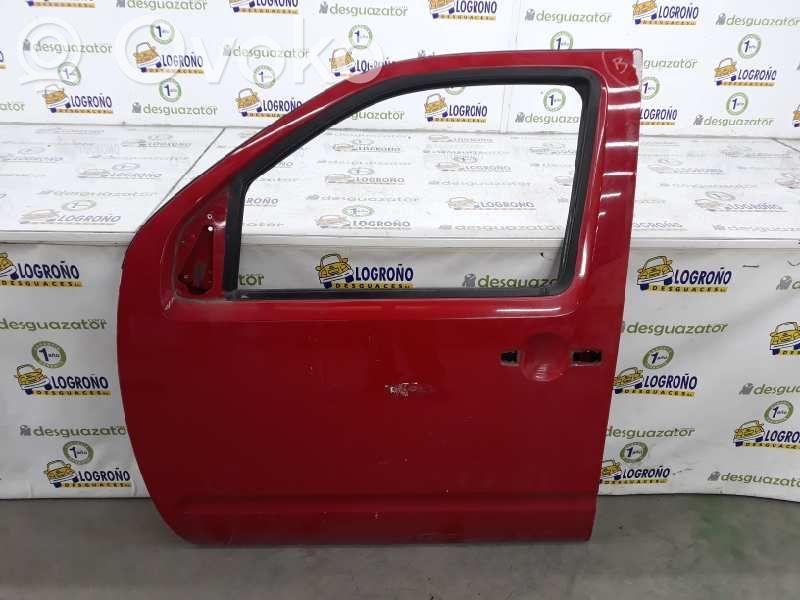 Nissan Navara Puerta delantera 