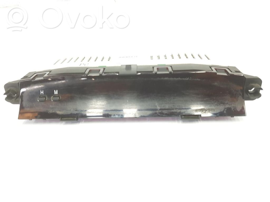 Toyota Land Cruiser (J120) Monitori/näyttö/pieni näyttö