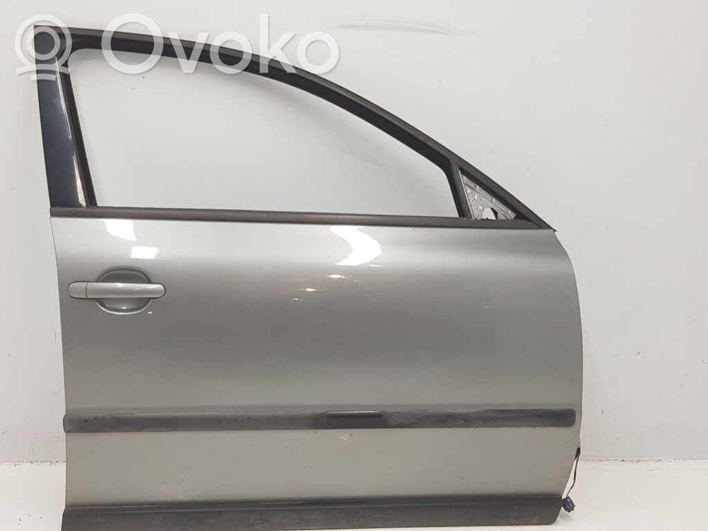 Volkswagen PASSAT B5.5 Ușă față 
