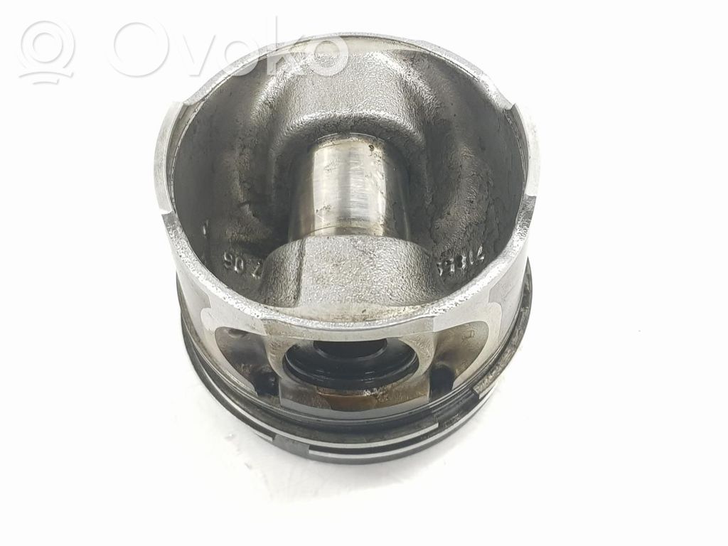 Renault Kangoo I Piston 