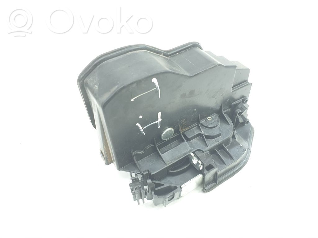 BMW 1 F20 F21 Încuietoare ușă spate 