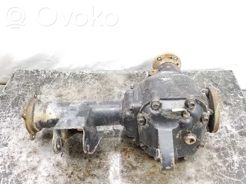 Nissan Terrano Mechanizm różnicowy przedni / Dyferencjał 