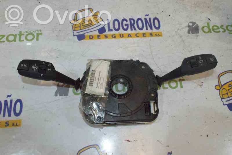 Boutons / interrupteurs volant   6962658,01418601,39100208109