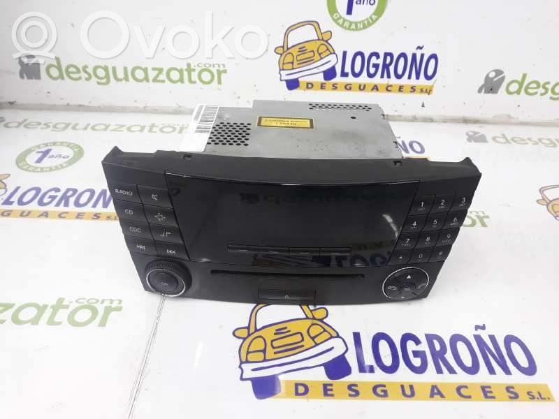 Mercedes-Benz E W211 Unitate principală radio/CD/DVD/GPS 