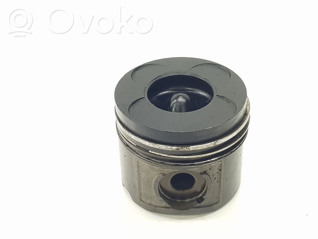 BMW 3 E46 Piston 