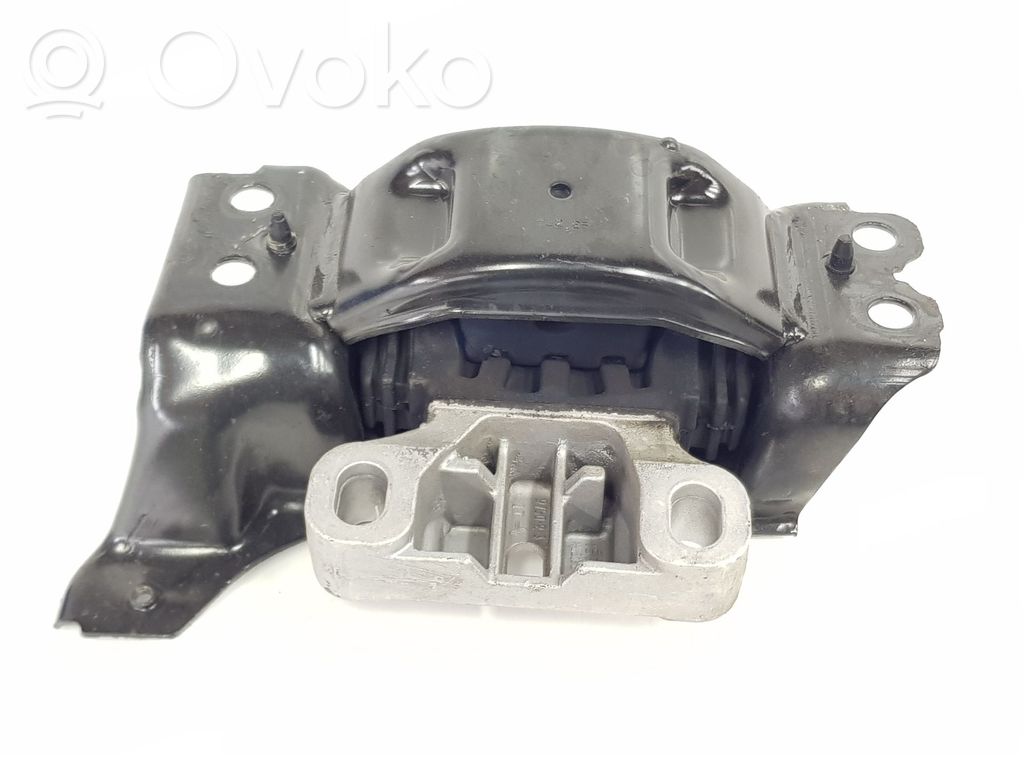Seat Arona Engine mount bracket 