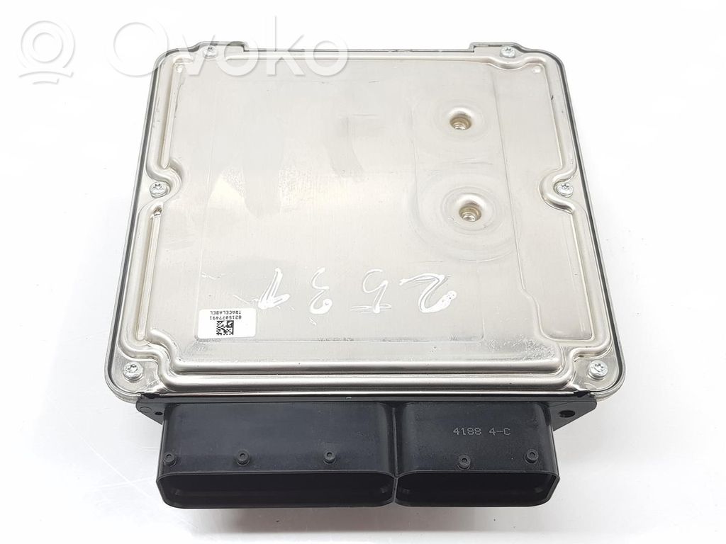 Audi A4 S4 B8 8K Engine control unit/module 