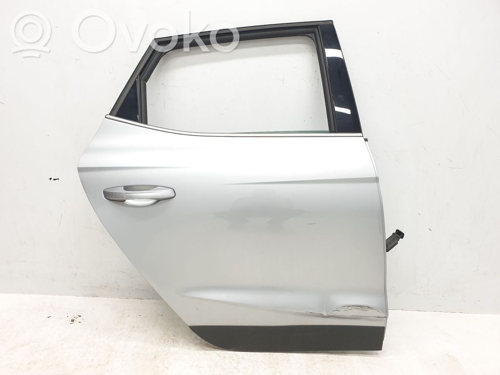 Seat Arona Puerta trasera 