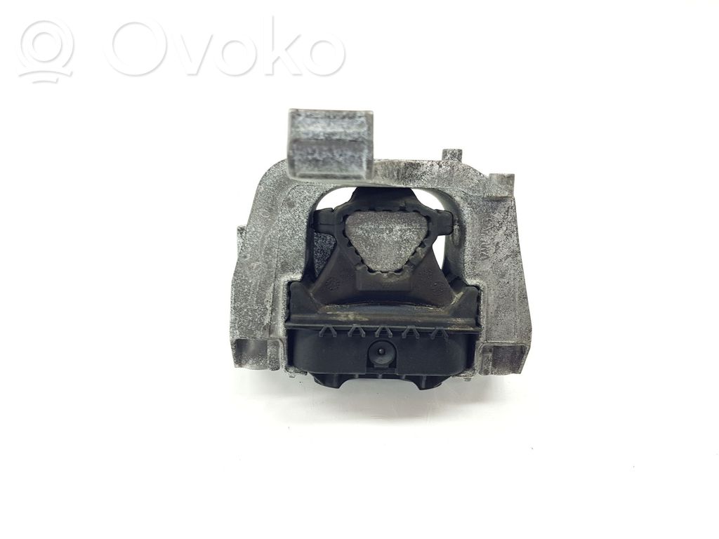 Engine mount bracket   5WA199262AM,5WA199262D