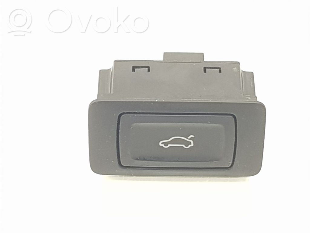 Audi Q3 8U Alte comutatoare/butoane 