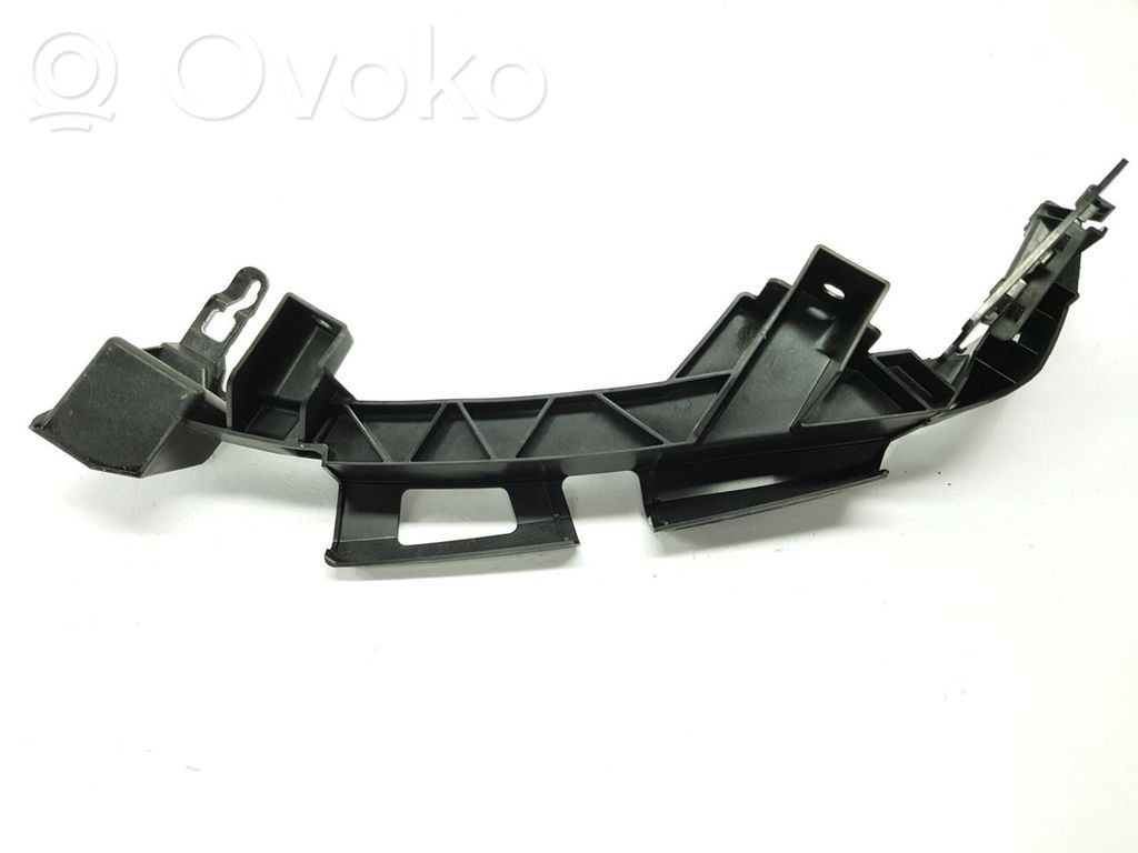 Cupra Leon Headlight/headlamp mounting bracket