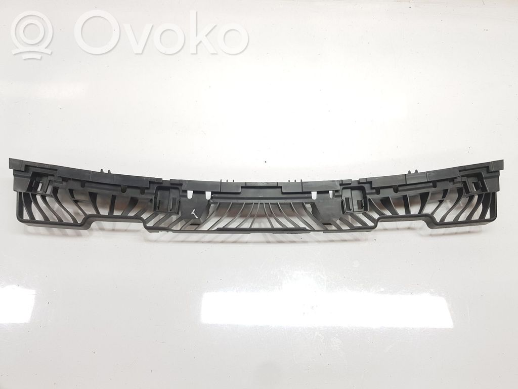 Cupra Leon Bumper support mounting bracket corner 
