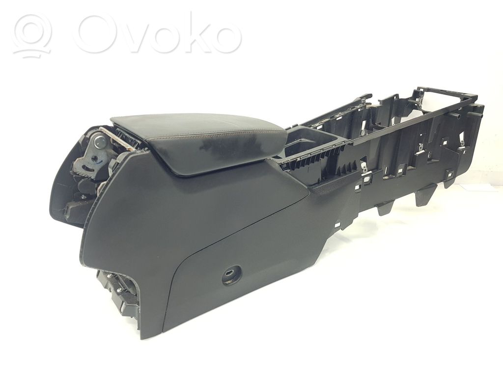 Armrest   5FA858329A,5FF864207B,5FB863241B