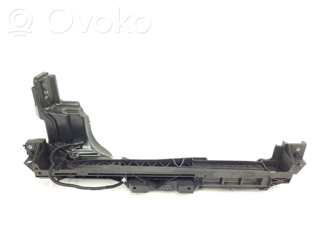 Opel Astra L Panel mocowania chłodnicy / góra 