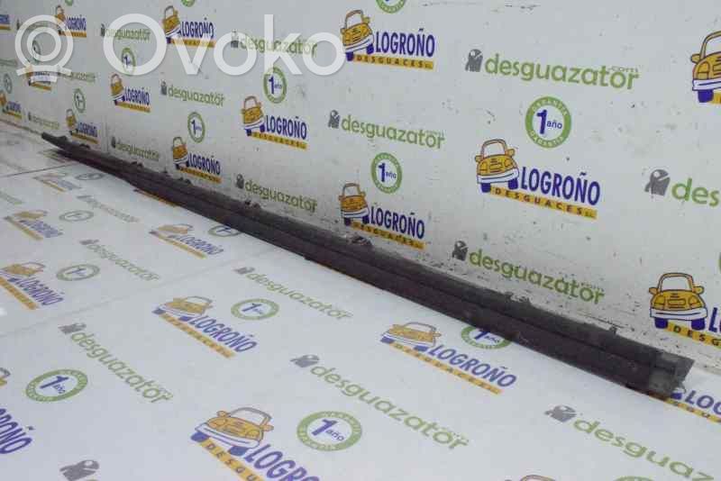 Próg   2036040,BK31V10258CDW