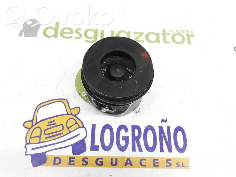 Nissan Navara D40 Piston 