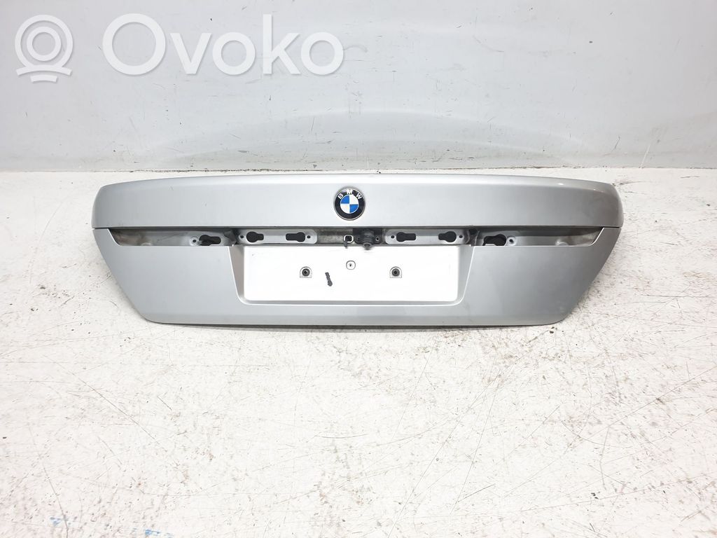 BMW 7 E65 E66 Galinis dangtis (bagažinės) 