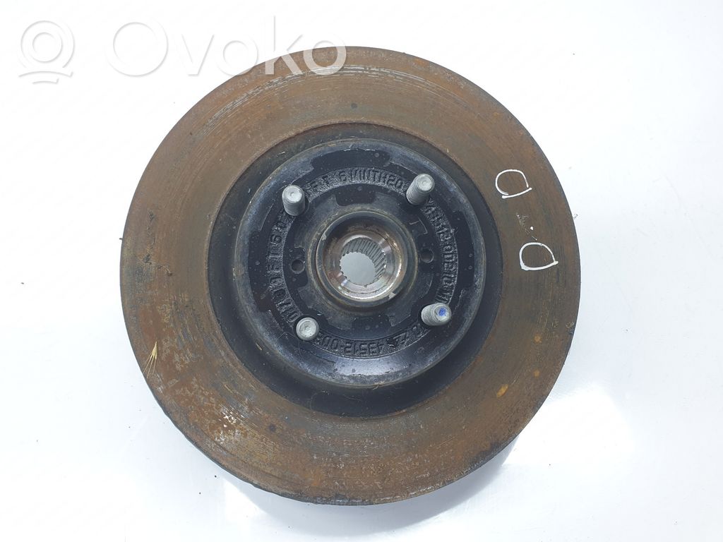 Toyota Yaris Fuso a snodo con mozzo ruota anteriore