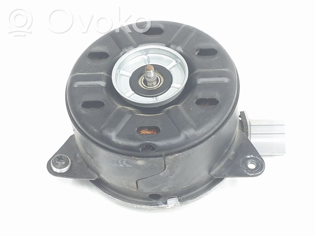Toyota Yaris Elektrolüfter