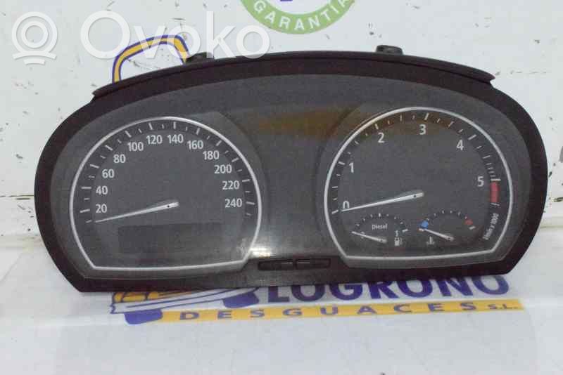 BMW X3 E83 Speedometer (instrument cluster) 