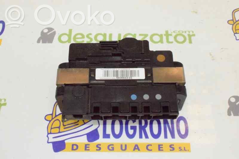 BMW 1 E81 E87 Módulo de fusible 