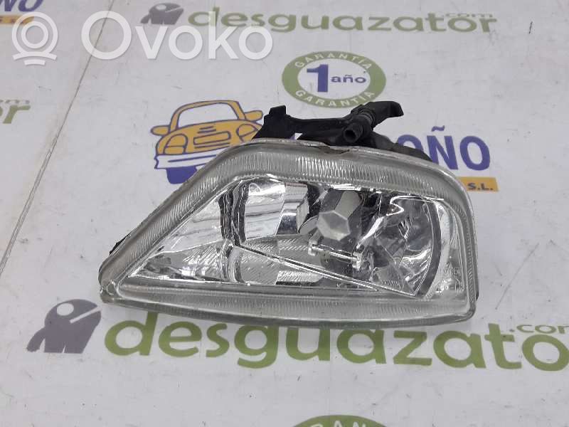 Ford Focus Miglas lukturis priekšā 