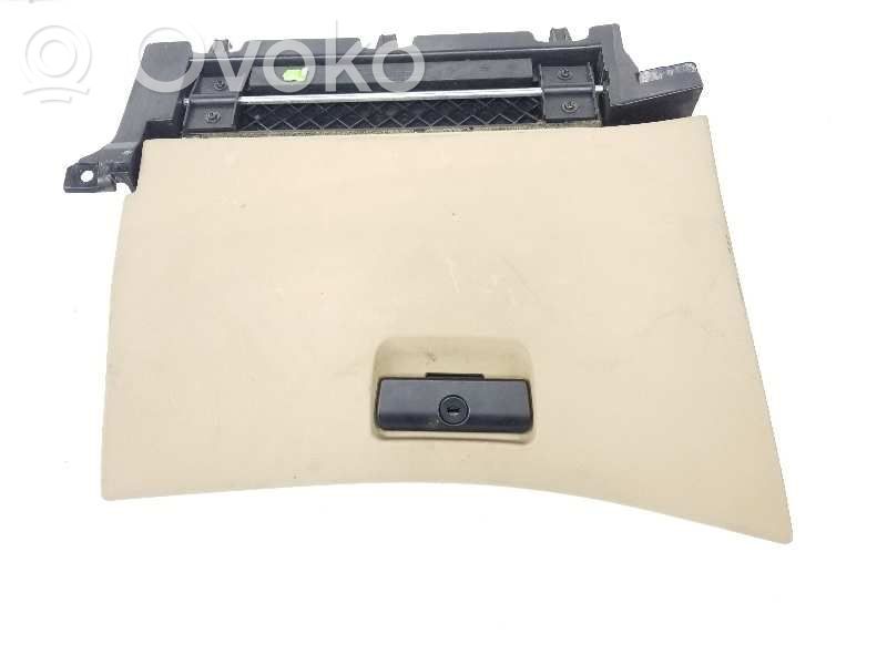 BMW 3 E46 Glove box 