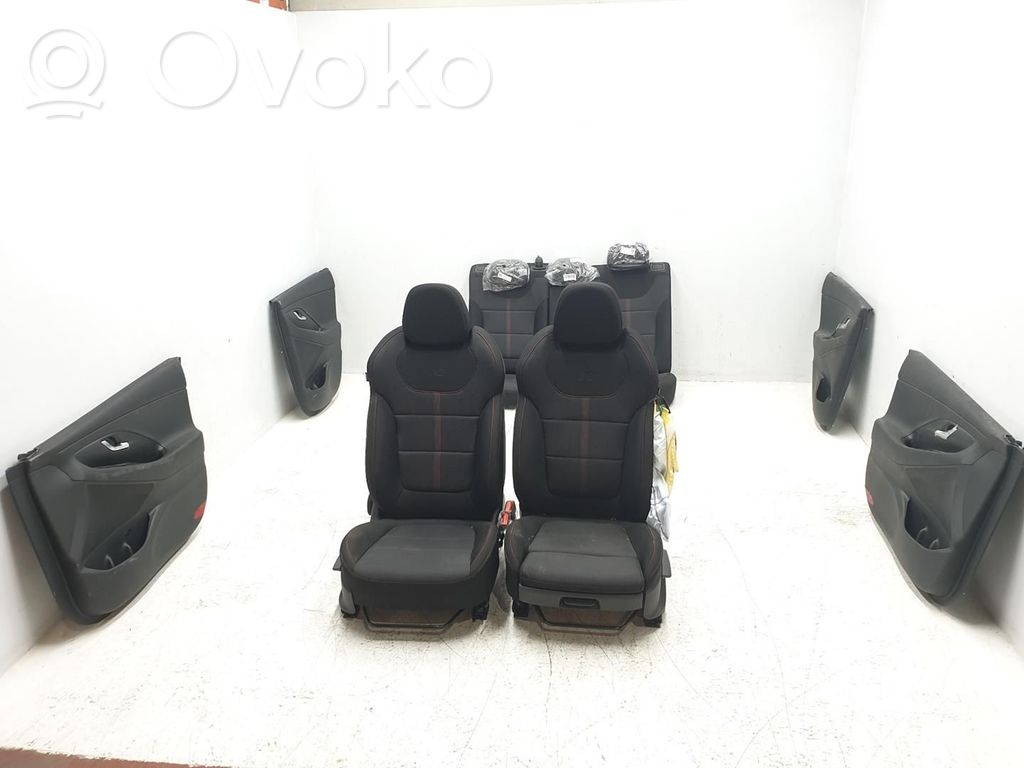 Hyundai i30 Set sedili