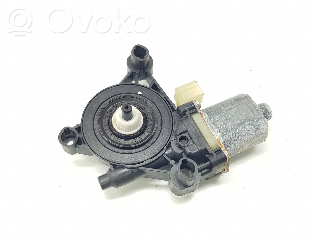 Volkswagen Golf VIII Silnik regulatora szyby drzwi przednich 