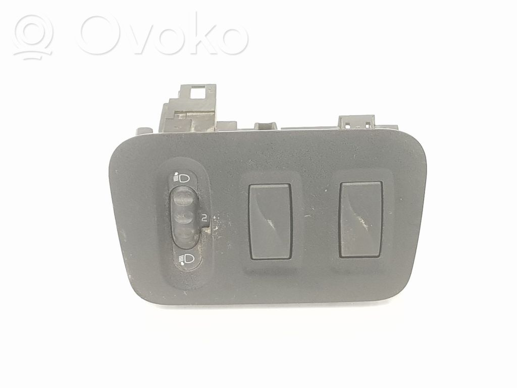 Interruptor de luz   8200379685,8200379685