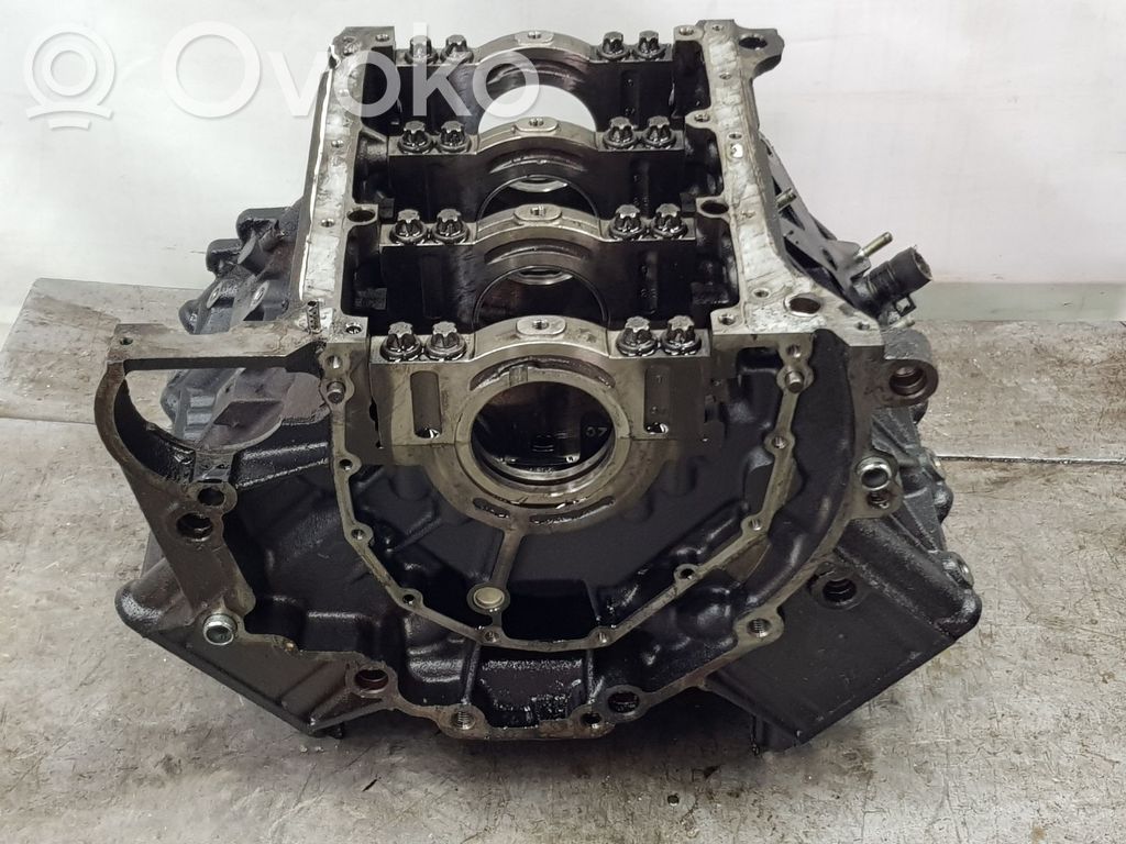 Audi A6 S6 C5 4B Engine block 