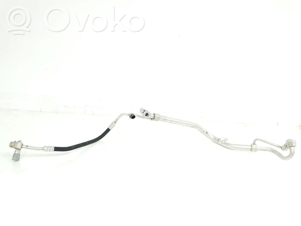 BMW X3 G01 Ilmastointilaitteen putki (A/C)