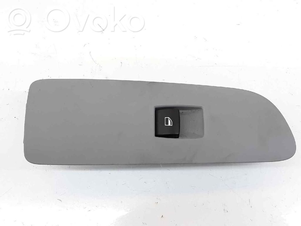 BMW 1 E81 E87 Electric window control switch 