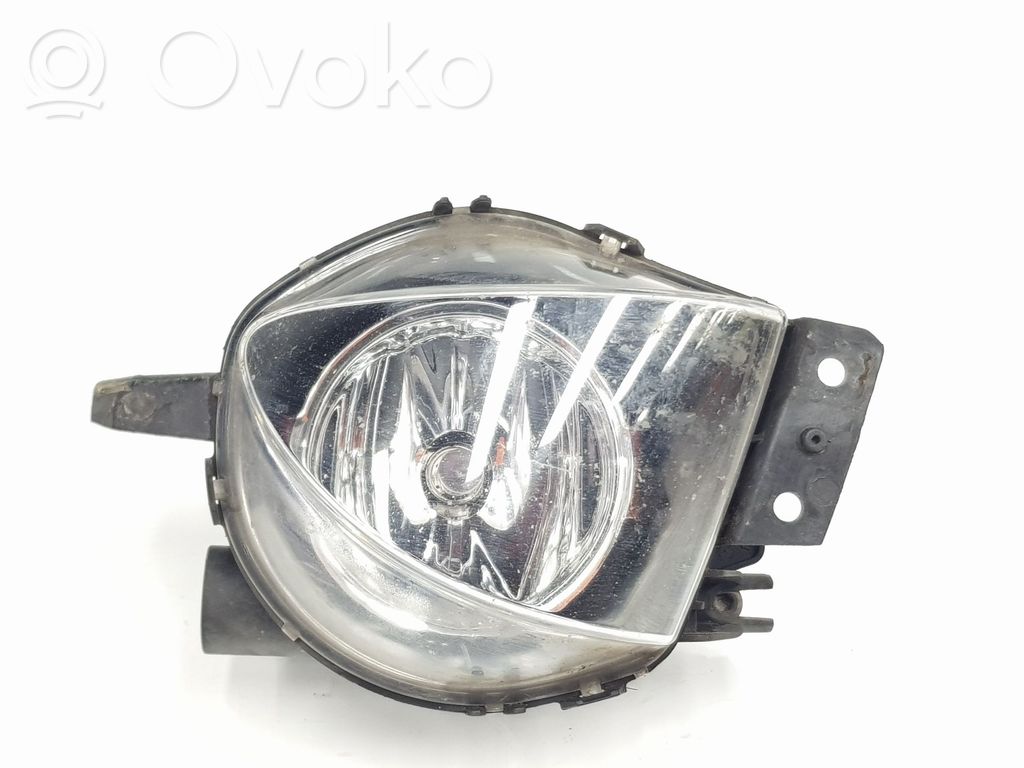 Luz de niebla delantera   6948373,63176948373
