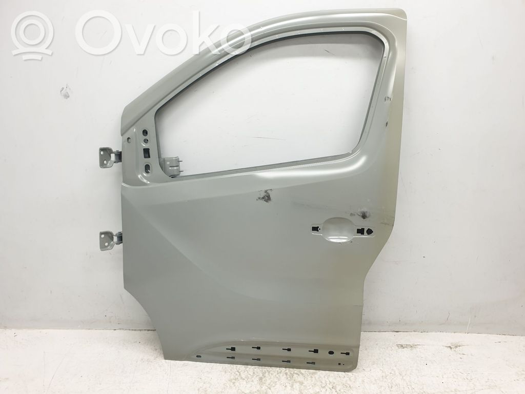 Renault Trafic III (X82) Puerta delantera 