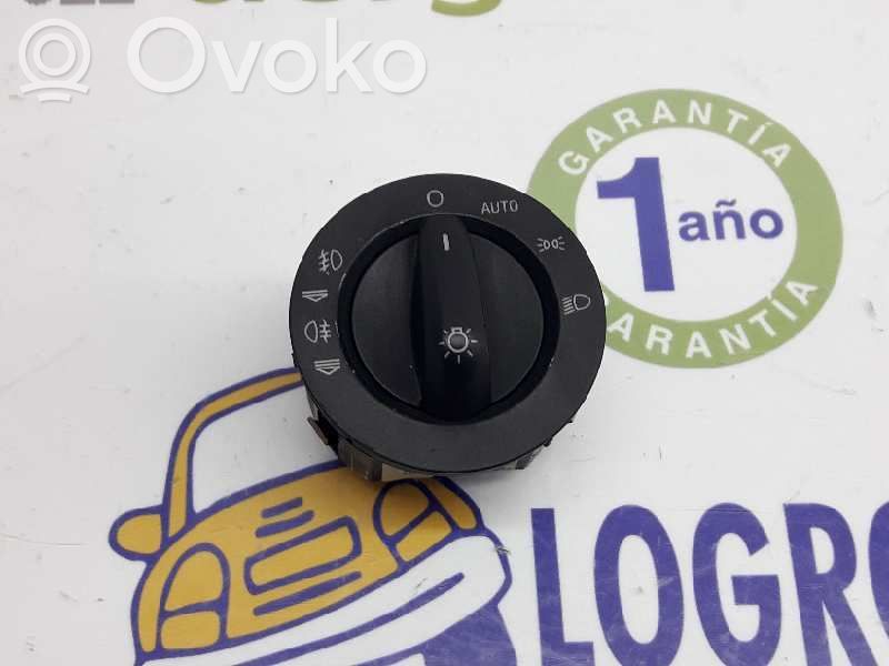Valokatkaisija   4F1941531D,4F1941531E