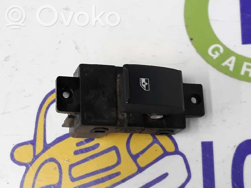 Opel Antara Interruptor del elevalunas eléctrico 