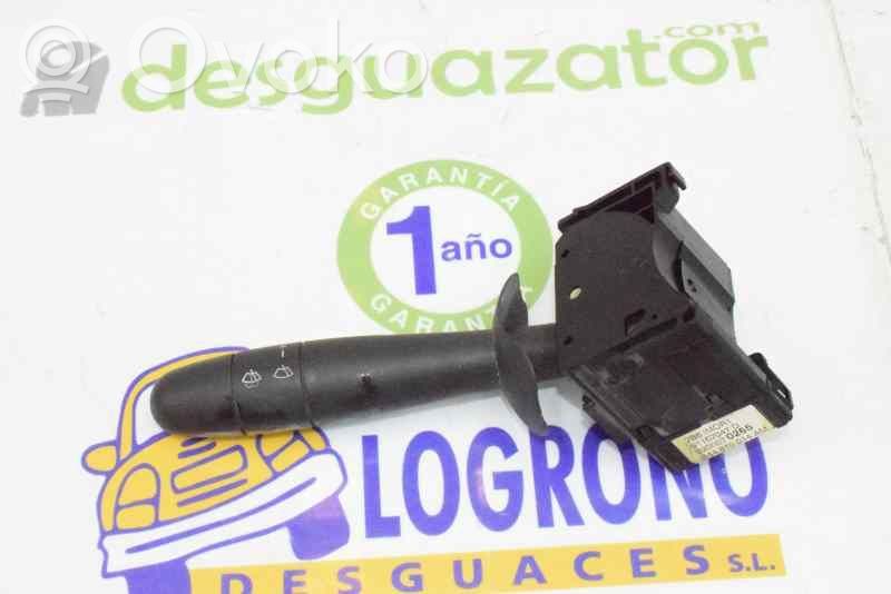 Opel Vivaro Wiper control stalk 