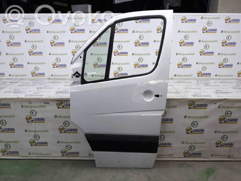 Puerta delantera   A9067200005,A9067200005,BLANCA